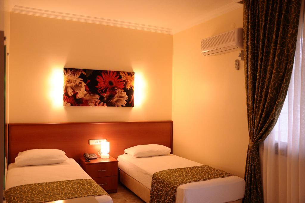 Lord Hotel Çeşme Chambre photo